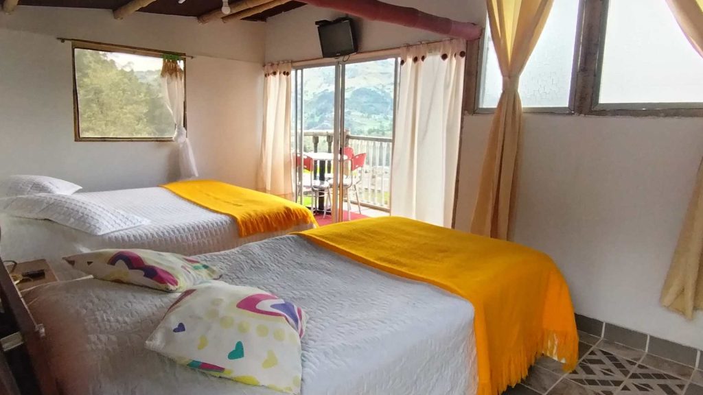 Aloj Las Guaduas (1)